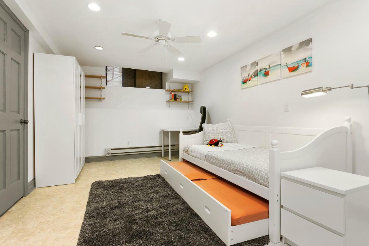 2-Bedroom In Upper West Side, Private Entrance Нью-Йорк Экстерьер фото